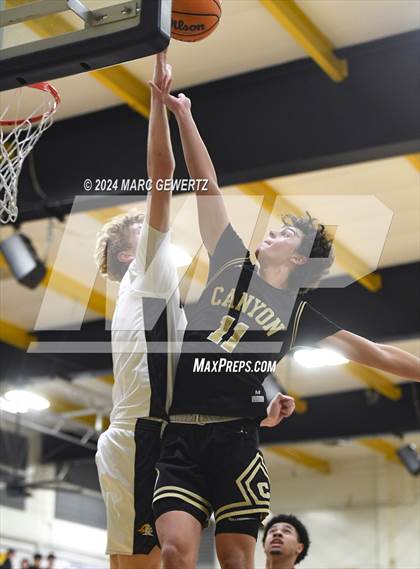 Thumbnail 2 in Canyon @ Foothill photogallery.