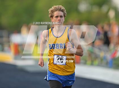 Thumbnail 3 in IHSAA Sectional 17 (800 Meter) photogallery.