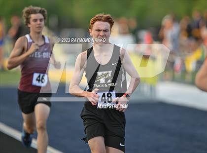 Thumbnail 3 in IHSAA Sectional 17 (800 Meter) photogallery.