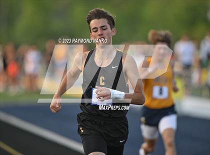 Thumbnail 1 in IHSAA Sectional 17 (800 Meter) photogallery.