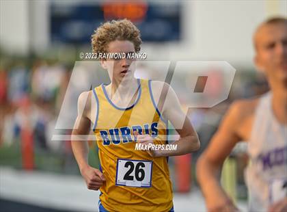 Thumbnail 2 in IHSAA Sectional 17 (800 Meter) photogallery.