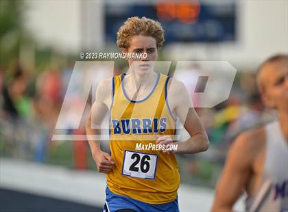 Thumbnail 2 in IHSAA Sectional 17 (800 Meter) photogallery.