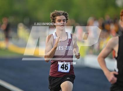 Thumbnail 3 in IHSAA Sectional 17 (800 Meter) photogallery.