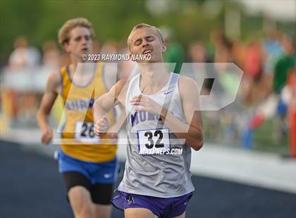 Thumbnail 3 in IHSAA Sectional 17 (800 Meter) photogallery.