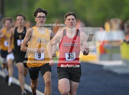 Thumbnail 3 in IHSAA Sectional 17 (800 Meter) photogallery.