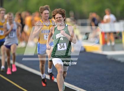 Thumbnail 2 in IHSAA Sectional 17 (800 Meter) photogallery.