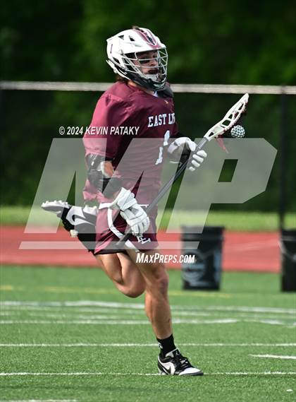 Thumbnail 1 in East Lyme vs. Joel Barlow (CIAC Class M Semifinal) photogallery.