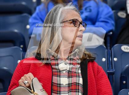 Thumbnail 2 in Lindale vs. Pittsburg (UIL 4A Region 2 Bi-District Playoff) photogallery.