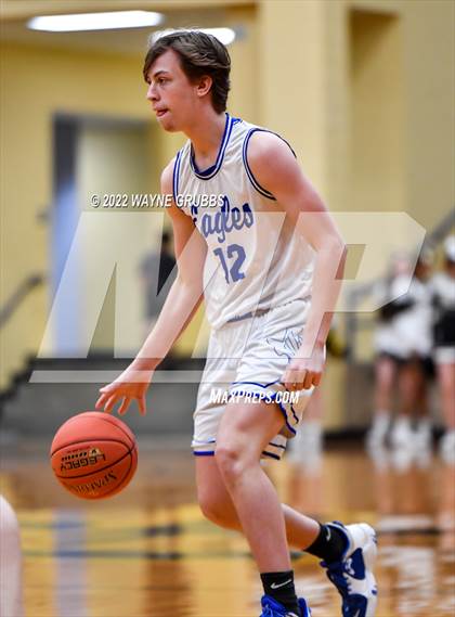 Thumbnail 3 in Lindale vs. Pittsburg (UIL 4A Region 2 Bi-District Playoff) photogallery.