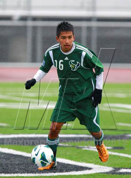 Thumbnail 2 in Bellarmine vs. La Costa Canyon (18th Annual Southern California Classic) photogallery.