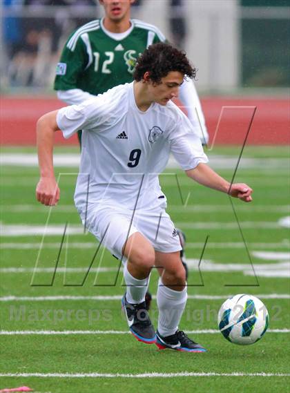 Thumbnail 3 in Bellarmine vs. La Costa Canyon (18th Annual Southern California Classic) photogallery.