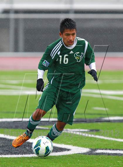 Thumbnail 3 in Bellarmine vs. La Costa Canyon (18th Annual Southern California Classic) photogallery.