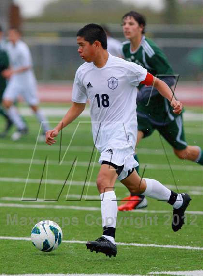 Thumbnail 3 in Bellarmine vs. La Costa Canyon (18th Annual Southern California Classic) photogallery.