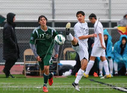 Thumbnail 2 in Bellarmine vs. La Costa Canyon (18th Annual Southern California Classic) photogallery.