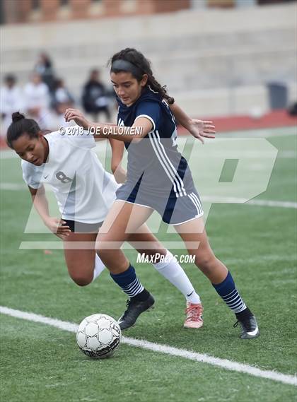 Thumbnail 3 in Hendrickson vs Steele (Steele Showcase) photogallery.