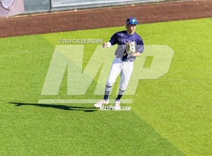 Thumbnail 1 in Maple Mountain vs. Salem Hills (UHSAA 5A Bracket Play) photogallery.