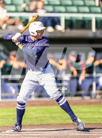 Thumbnail 3 in Maple Mountain vs. Salem Hills (UHSAA 5A Bracket Play) photogallery.