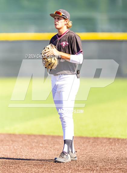 Thumbnail 1 in Maple Mountain vs. Salem Hills (UHSAA 5A Bracket Play) photogallery.