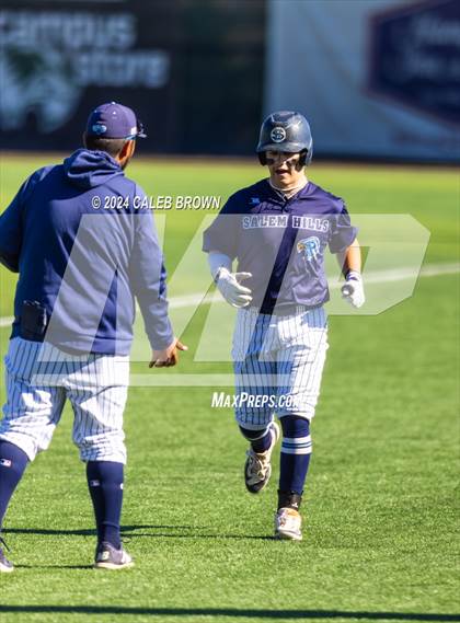 Thumbnail 1 in Maple Mountain vs. Salem Hills (UHSAA 5A Bracket Play) photogallery.