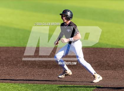 Thumbnail 1 in Maple Mountain vs. Salem Hills (UHSAA 5A Bracket Play) photogallery.
