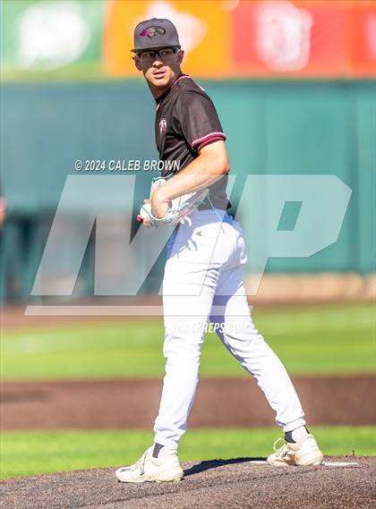 Thumbnail 3 in Maple Mountain vs. Salem Hills (UHSAA 5A Bracket Play) photogallery.