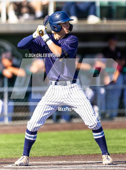 Thumbnail 2 in Maple Mountain vs. Salem Hills (UHSAA 5A Bracket Play) photogallery.