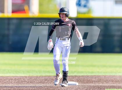 Thumbnail 1 in Maple Mountain vs. Salem Hills (UHSAA 5A Bracket Play) photogallery.