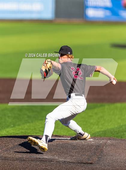 Thumbnail 1 in Maple Mountain vs. Salem Hills (UHSAA 5A Bracket Play) photogallery.