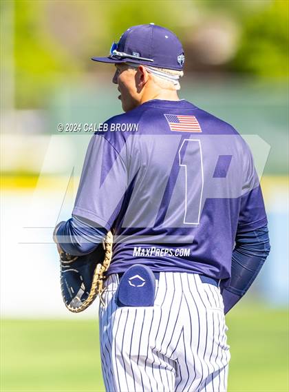 Thumbnail 2 in Maple Mountain vs. Salem Hills (UHSAA 5A Bracket Play) photogallery.
