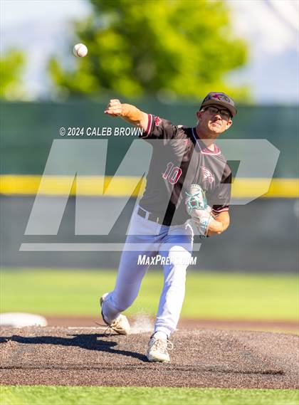 Thumbnail 1 in Maple Mountain vs. Salem Hills (UHSAA 5A Bracket Play) photogallery.