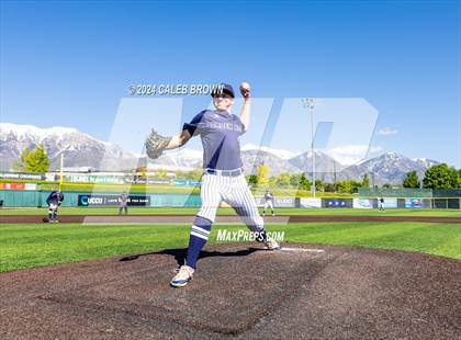 Thumbnail 3 in Maple Mountain vs. Salem Hills (UHSAA 5A Bracket Play) photogallery.