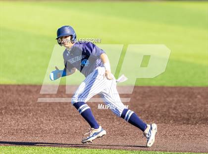 Thumbnail 2 in Maple Mountain vs. Salem Hills (UHSAA 5A Bracket Play) photogallery.