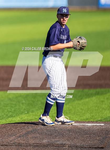 Thumbnail 3 in Maple Mountain vs. Salem Hills (UHSAA 5A Bracket Play) photogallery.