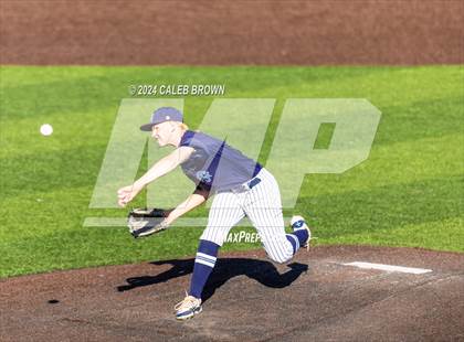 Thumbnail 1 in Maple Mountain vs. Salem Hills (UHSAA 5A Bracket Play) photogallery.