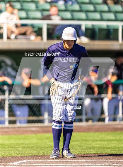Thumbnail 1 in Maple Mountain vs. Salem Hills (UHSAA 5A Bracket Play) photogallery.