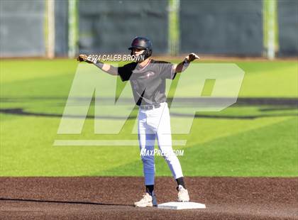 Thumbnail 3 in Maple Mountain vs. Salem Hills (UHSAA 5A Bracket Play) photogallery.