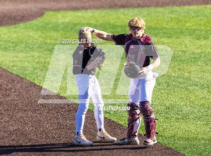 Thumbnail 2 in Maple Mountain vs. Salem Hills (UHSAA 5A Bracket Play) photogallery.