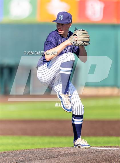 Thumbnail 2 in Maple Mountain vs. Salem Hills (UHSAA 5A Bracket Play) photogallery.