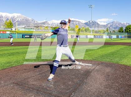 Thumbnail 1 in Maple Mountain vs. Salem Hills (UHSAA 5A Bracket Play) photogallery.