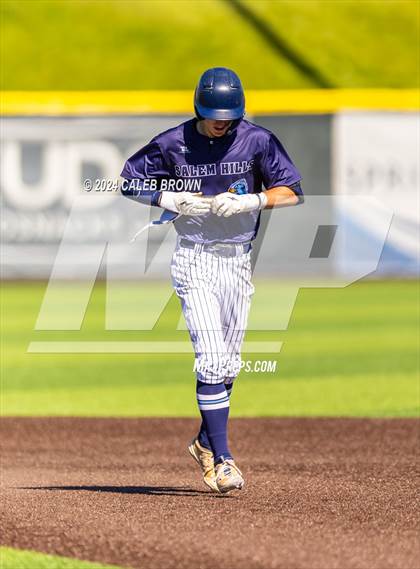 Thumbnail 3 in Maple Mountain vs. Salem Hills (UHSAA 5A Bracket Play) photogallery.