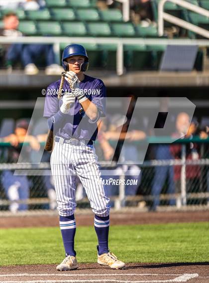 Thumbnail 3 in Maple Mountain vs. Salem Hills (UHSAA 5A Bracket Play) photogallery.