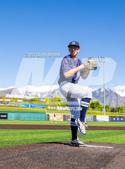 Thumbnail 3 in Maple Mountain vs. Salem Hills (UHSAA 5A Bracket Play) photogallery.