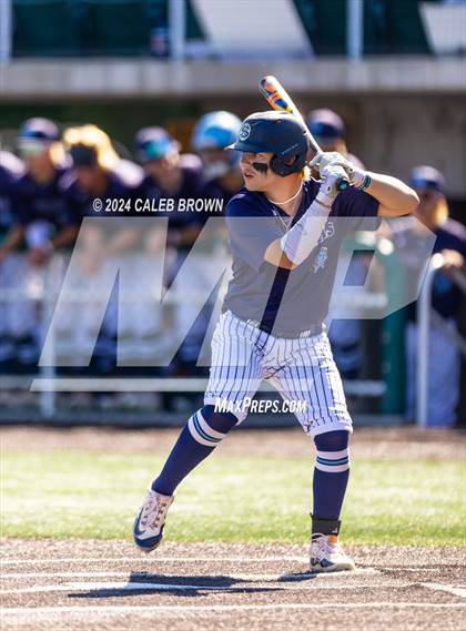 Thumbnail 2 in Maple Mountain vs. Salem Hills (UHSAA 5A Bracket Play) photogallery.