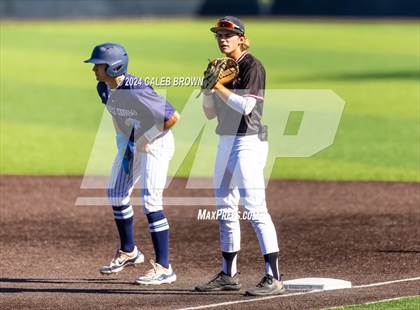 Thumbnail 3 in Maple Mountain vs. Salem Hills (UHSAA 5A Bracket Play) photogallery.