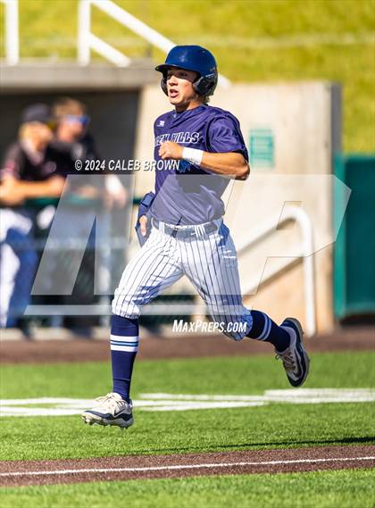 Thumbnail 2 in Maple Mountain vs. Salem Hills (UHSAA 5A Bracket Play) photogallery.