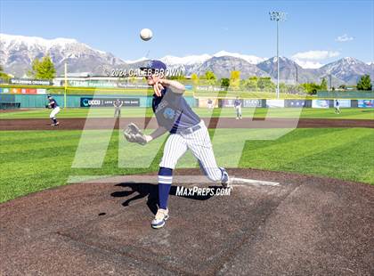 Thumbnail 2 in Maple Mountain vs. Salem Hills (UHSAA 5A Bracket Play) photogallery.
