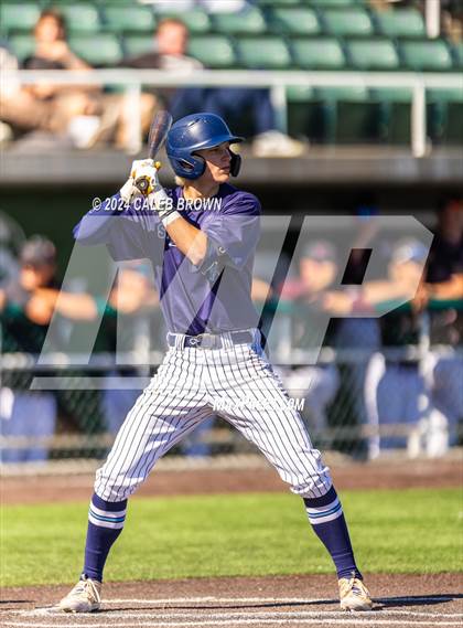 Thumbnail 3 in Maple Mountain vs. Salem Hills (UHSAA 5A Bracket Play) photogallery.