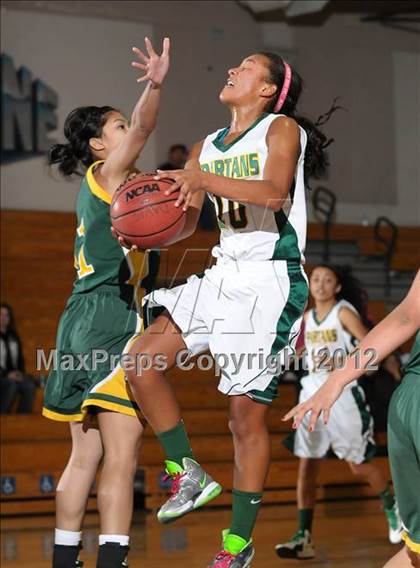 Thumbnail 3 in Westmoor vs. Davis (Coaches vs. Cancer) photogallery.