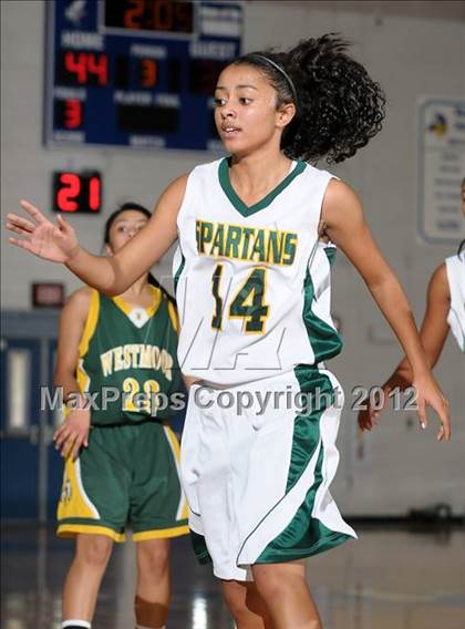 Thumbnail 1 in Westmoor vs. Davis (Coaches vs. Cancer) photogallery.