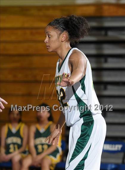 Thumbnail 2 in Westmoor vs. Davis (Coaches vs. Cancer) photogallery.